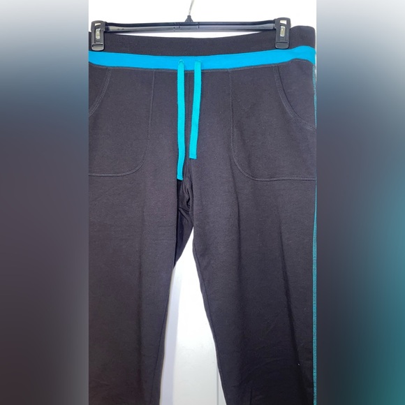 Women’s Made For Life Black Tile Blue Ankle Cut Sweatpants - Picture 4 of 7